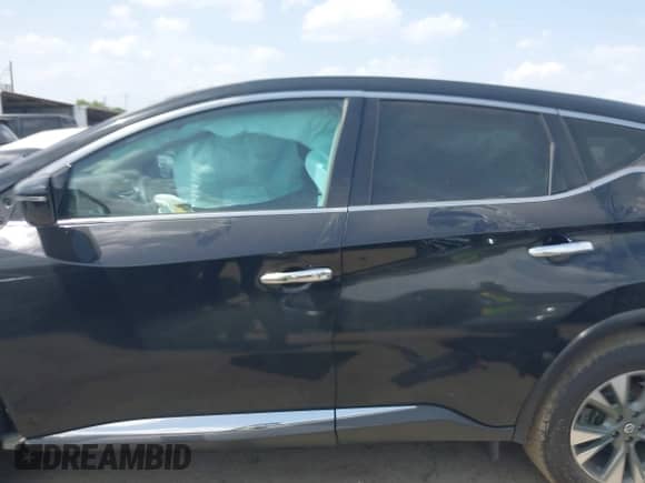 2016 Nissan Murano S with VIN 5N1AZ2MG7GN105916, listed as a IAAI auction lot 42748556 with 163,631 mi miles and . Bid and sale history available at DreamBid. Image 14.