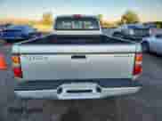 2003 Toyota Tacoma с VIN 5TEWN72NX3Z169900, выставлен на аукционе Copart как лот 80575545 с пробегом Не указан миль и Списание • Salvage title. История ставок и продаж доступна на DreamBid. Изображение 6.