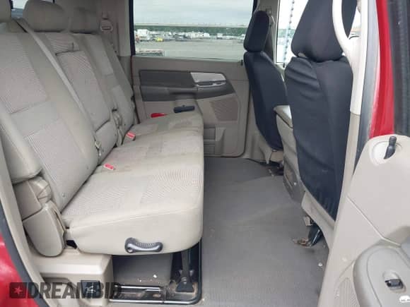 2008 Dodge 2500 SXT z VIN 3D7KS29A98G131841, wystawiony jako IAAI lot #42488503 z przebiegiem 88 212 mil mil oraz . Historia ofert i sprzedaży dostępna na DreamBid. Obrazek 8.