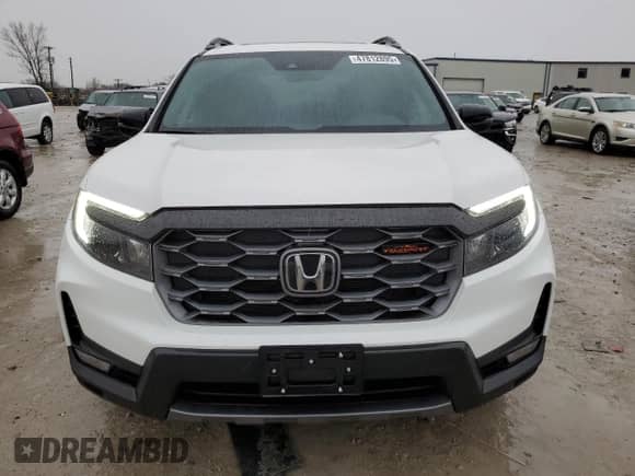 2023 Honda Passport TrailSport z VIN 5FNYF8H60PB043242, wystawiony jako Copart lot #47812895 z przebiegiem 23 637 mil mil oraz Szkoda całkowita • Salvage title. Historia ofert i sprzedaży dostępna na DreamBid. Obrazek 5.