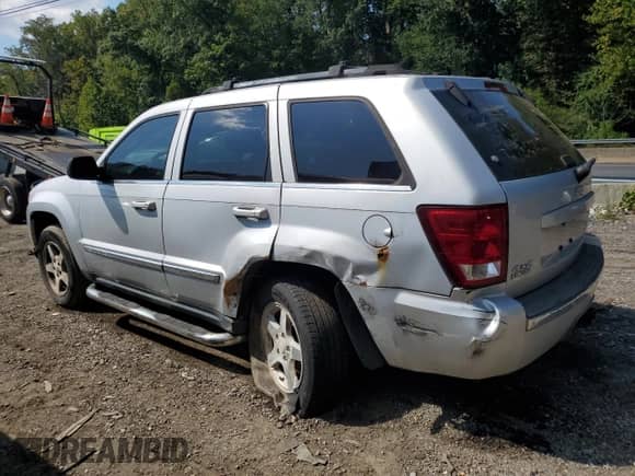 2006 Jeep Grand Cherokee Limited with VIN 1J8HR58N86C146569, listed as a Copart auction lot 81489225 with 281,432 mi miles and Salvage title. Bid and sale history available at DreamBid. Image 2.