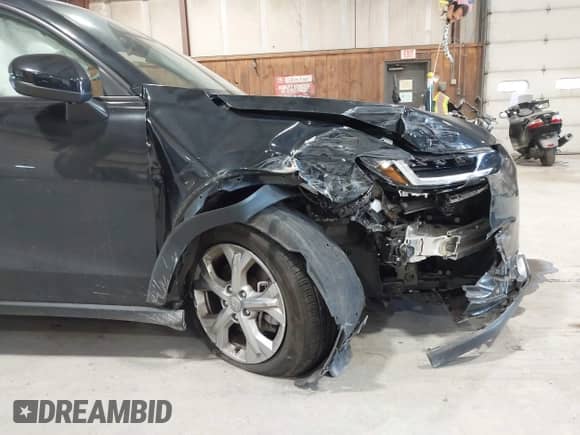 2023 Honda HR-V LX с VIN 3CZRZ2H34PM747559, выставлен на аукционе IAAI как лот 43321128 с пробегом 3 671 миль миль и . История ставок и продаж доступна на DreamBid. Изображение 6.