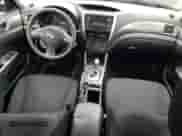 2013 Subaru Forester X z VIN JF2SHABC9DH443674, wystawiony jako Copart lot #62688295 z przebiegiem 122 771 mil mil oraz Szkoda całkowita • Salvage title. Historia ofert i sprzedaży dostępna na DreamBid. Obrazek 8.