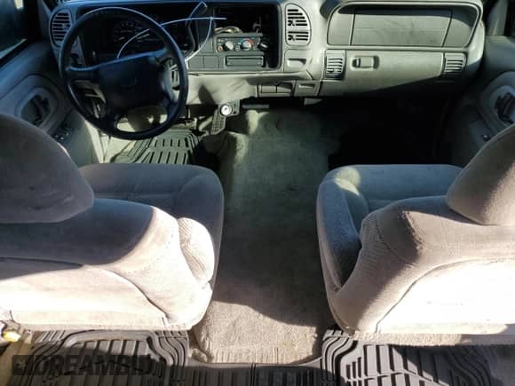 1997 Chevrolet Tahoe Limited с VIN 1GNEC13R1VJ316948, выставлен на аукционе Copart как лот 41904885 с пробегом 161 669 миль миль и Списание • Salvage title. История ставок и продаж доступна на DreamBid. Изображение 8.