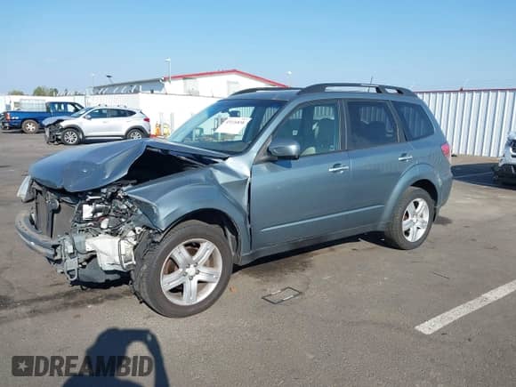 2010 Subaru Forester X Premium with VIN JF2SH6CC7AH748940, listed as a IAAI auction lot 43126838 with 127,391 mi miles and . Bid and sale history available at DreamBid. Image 2.