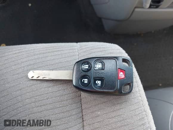 2012 Honda Odyssey EX с VIN 5FNRL5H49CB059301, выставлен на аукционе IAAI как лот 43372796 с пробегом 131 739 миль миль и . История ставок и продаж доступна на DreamBid. Изображение 11.