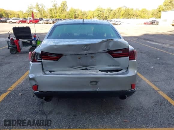 2014 Lexus IS 250 с VIN JTHBF1D2XE5040930, выставлен на аукционе IAAI как лот 43293737 с пробегом 116 389 миль миль и . История ставок и продаж доступна на DreamBid. Изображение 16.