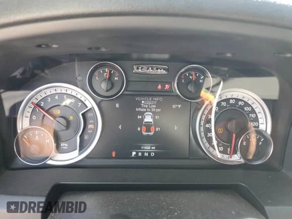 2023 Ram 1500 Warlock z VIN 1C6RR6GG4PS554473, wystawiony jako Copart lot #71050184 z przebiegiem 11 032 mil mil oraz Szkoda całkowita • Salvage title. Historia ofert i sprzedaży dostępna na DreamBid. Obrazek 9.