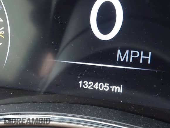 2017 Jeep Grand Cherokee Limited z VIN 1C4RJFBG3HC890358, wystawiony jako IAAI lot #43414652 z przebiegiem 132 405 mil mil oraz . Historia ofert i sprzedaży dostępna na DreamBid. Obrazek 15.