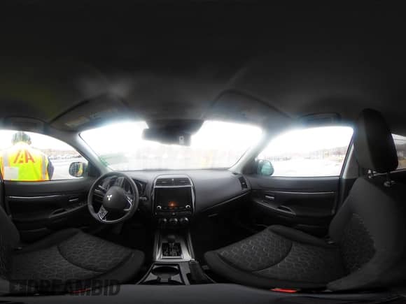 2023 Mitsubishi Outlander ES z VIN JA4ARUAU9PU014995, wystawiony jako IAAI lot #41550250 z przebiegiem 34 388 mil mil oraz . Historia ofert i sprzedaży dostępna na DreamBid. Obrazek 22.