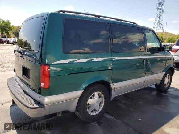 1999 Chevrolet Astro с VIN 1GNDM19WXXB119909, выставлен на аукционе Copart как лот 64650315 с пробегом 183 735 миль миль и Списание • Salvage title. История ставок и продаж доступна на DreamBid. Изображение 3.
