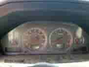 2004 Volvo S60 с VIN YV1RS59V042323000, выставлен на аукционе Copart как лот 66625555 с пробегом 210 230 миль миль и Списание • Salvage title. История ставок и продаж доступна на DreamBid. Изображение 9.