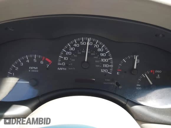 2005 Chevrolet Malibu Classic z VIN 1G1ND52F35M107786, wystawiony jako IAAI lot #42349693 z przebiegiem Nie podano mil oraz . Historia ofert i sprzedaży dostępna na DreamBid. Obrazek 7.