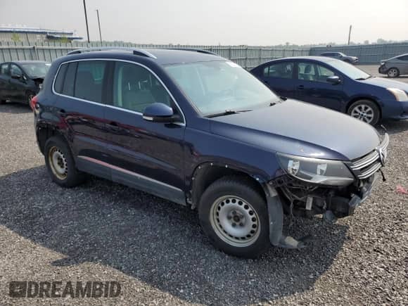 2017 Volkswagen Tiguan с VIN WVGMV7AX4HK041394, выставлен на аукционе Copart как лот 58237133 с пробегом Не указан миль и . История ставок и продаж доступна на DreamBid. Изображение 4.