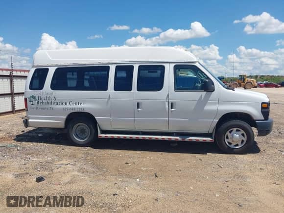 2012 Ford Econoline Cargo Commercial with VIN 1FTNS2EW8CDA92514, listed as a IAAI auction lot 42455632 with 280,019 mi miles and . Bid and sale history available at DreamBid. Image 13.