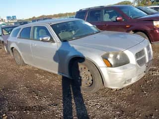 2007 Dodge Magnum with VIN 2D4FV47V97H620987, listed as a IAAI auction lot 43484646 with 169,501 mi miles and . Bid and sale history available at DreamBid. Image 1.