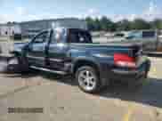 2003 Toyota Tundra Limited z VIN 5TBRT38133S373184, wystawiony jako Copart lot #71269315 z przebiegiem Nie podano mil oraz Nie do naprawy • Non repairable. Historia ofert i sprzedaży dostępna na DreamBid. Obrazek 2.