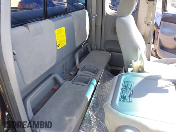 2007 Toyota Tacoma with VIN 5TETX22N67Z407053, listed as a IAAI auction lot 43453912 with 121,456 mi miles and . Bid and sale history available at DreamBid. Image 8.