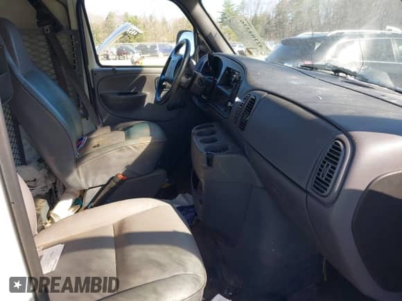 2000 Dodge Cargo with VIN 2B7KB31Z6YK175509, listed as a IAAI auction lot 42104336 with 159,900 mi miles and . Bid and sale history available at DreamBid. Image 5.