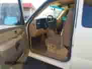 2000 GMC Sierra 1500 SLE с VIN 2GTEK19V5Y1130912, выставлен на аукционе IAAI как лот 43368224 с пробегом 193 166 миль миль и . История ставок и продаж доступна на DreamBid. Изображение 12.