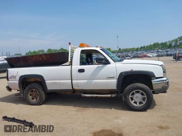 2006 Chevrolet Silverado 3500 SRW Wrk Trk с VIN 1GCHK34U36E213547, выставлен на аукционе IAAI как лот 42521595 с пробегом 202 693 миль миль и . История ставок и продаж доступна на DreamBid. Изображение 13.