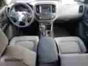 2017 Chevrolet Colorado 4WD WT z VIN 1GCGTBEN9H1207319, wystawiony jako Copart lot #71983345 z przebiegiem 80 711 mil mil oraz Szkoda całkowita • Salvage title. Historia ofert i sprzedaży dostępna na DreamBid. Obrazek 8.
