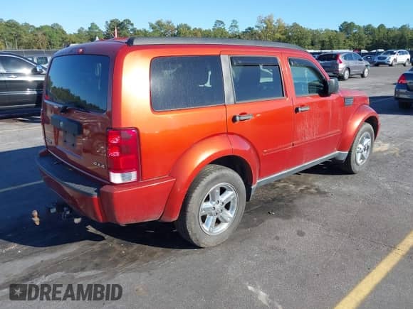 2008 Dodge Nitro SXT с VIN 1D8GU28K88W253081, выставлен на аукционе IAAI как лот 43518345 с пробегом 217 793 миль миль и . История ставок и продаж доступна на DreamBid. Изображение 4.