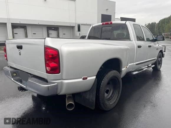 2007 Dodge RAM z VIN 3D7ML48A37G793593, wystawiony jako Copart lot #79325894 z przebiegiem 273 103 mil mil oraz Czysty tytuł • Clean title. Historia ofert i sprzedaży dostępna na DreamBid. Obrazek 4.