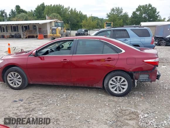 2017 Toyota Camry SE with VIN 4T1BF1FK9HU668756, listed as a IAAI auction lot 43141989 with 210,135 mi miles and . Bid and sale history available at DreamBid. Image 14.