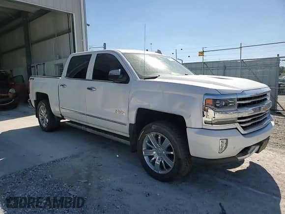 2017 Chevrolet Silverado 1500 High Country с VIN 3GCUKTEJXHG216945, выставлен на аукционе Copart как лот 85794395 с пробегом 129 032 миль миль и Списание • Salvage title. История ставок и продаж доступна на DreamBid. Изображение 13.