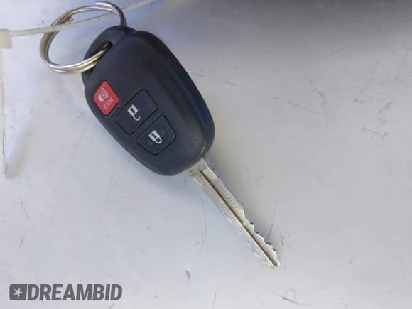 2019 Toyota Tacoma SR с VIN 3TMCZ5AN3KM244008, выставлен на аукционе IAAI как лот 43476118 с пробегом 123 236 миль миль и . История ставок и продаж доступна на DreamBid. Изображение 11.