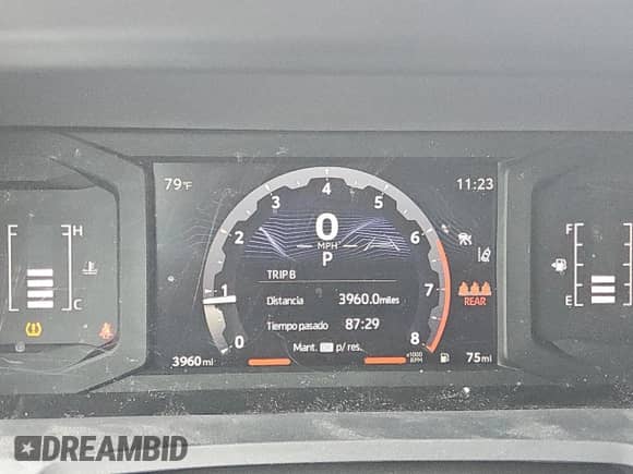 2024 Toyota Tacoma SR5 with VIN 3TYKB5FNXRT009175, listed as a Copart auction lot 84457005 with 3,960 mi miles and Clean title. Bid and sale history available at DreamBid. Image 9.