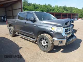 2016 Toyota Tundra SR5 with VIN 5TFDW5F13GX518666, listed as a IAAI auction lot 42339401 with 222,852 mi miles and . Bid and sale history available at DreamBid. Image 1.