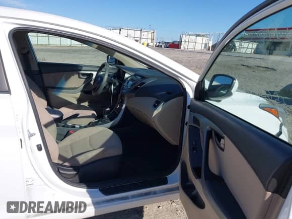 2015 Hyundai Elantra SE с VIN 5NPDH4AE2FH582951, выставлен на аукционе IAAI как лот 43508841 с пробегом 156 015 миль миль и . История ставок и продаж доступна на DreamBid. Изображение 5.