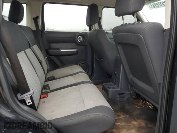 2007 Dodge Nitro R/T с VIN 1D8GT58637W719876, выставлен на аукционе Copart как лот 89375265 с пробегом 142 775 миль миль и Списание • Salvage title. История ставок и продаж доступна на DreamBid. Изображение 11.