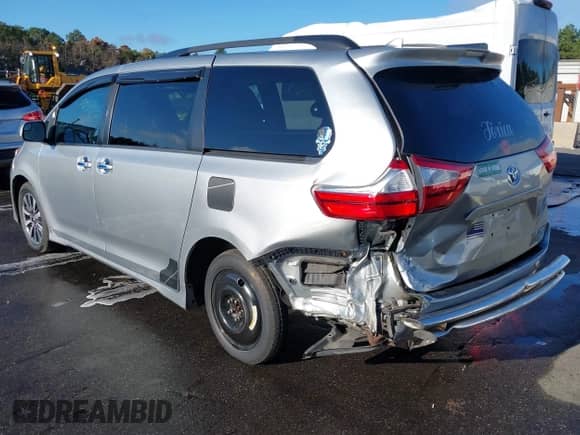 2019 Toyota Sienna LE with VIN 5TDJZ3DC5KS217527, listed as a IAAI auction lot 43115403 with 115,564 mi miles and . Bid and sale history available at DreamBid. Image 6.