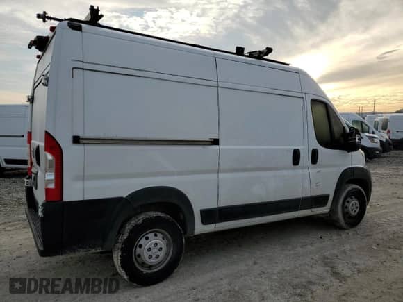 2019 Ram ProMaster Cargo with VIN 3C6TRVBG6KE533370, listed as a Copart auction lot 80043764 with 77,948 mi miles and Salvage title. Bid and sale history available at DreamBid. Image 3.