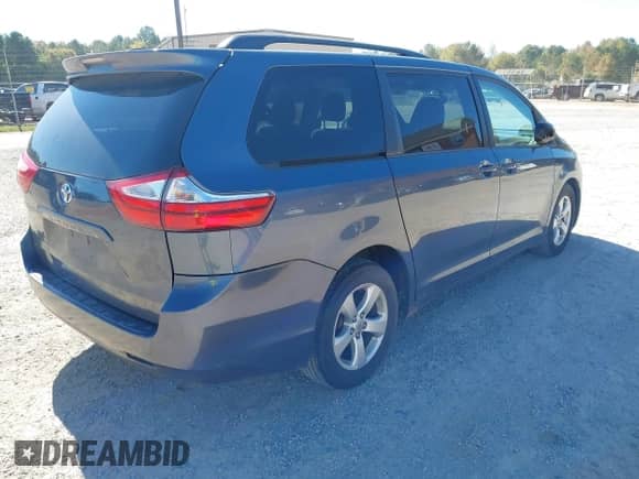 2015 Toyota Sienna LE with VIN 5TDKK3DC4FS574213, listed as a IAAI auction lot 43499386 with 205,058 mi miles and . Bid and sale history available at DreamBid. Image 4.