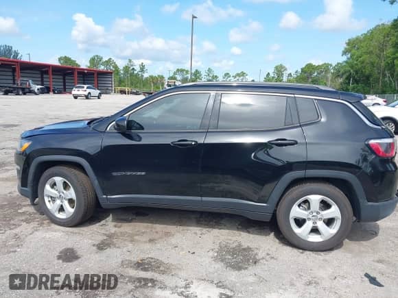 2020 Jeep Compass Latitude with VIN 3C4NJCBB5LT235035, listed as a IAAI auction lot 42659491 with 60,535 mi miles and . Bid and sale history available at DreamBid. Image 13.