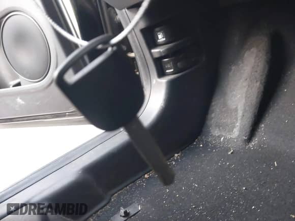 2020 Honda HR-V LX z VIN 3CZRU6H38LM718887, wystawiony jako IAAI lot #42925717 z przebiegiem 44 496 mil mil oraz . Historia ofert i sprzedaży dostępna na DreamBid. Obrazek 11.