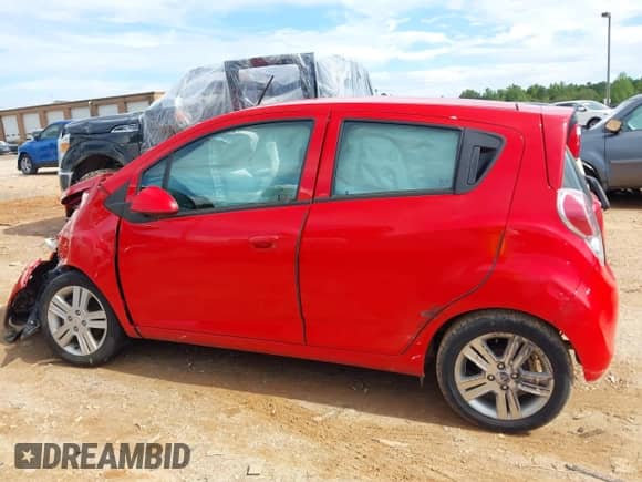 2014 Chevrolet Spark LS с VIN KL8CB6S95EC463708, выставлен на аукционе IAAI как лот 42999385 с пробегом 71 167 миль миль и . История ставок и продаж доступна на DreamBid. Изображение 13.