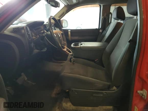 2007 Chevrolet Silverado 1500 LTZ z VIN 3GCEK13M97G512107, wystawiony jako Copart lot #63607775 z przebiegiem 215 973 mil mil oraz Szkoda całkowita • Salvage title. Historia ofert i sprzedaży dostępna na DreamBid. Obrazek 7.