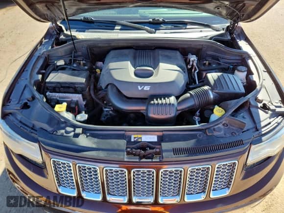 2014 Jeep Grand Cherokee Summit с VIN 1C4RJFJG1EC276194, выставлен на аукционе Copart как лот 86811285 с пробегом 139 471 миль миль и Списание • Salvage title. История ставок и продаж доступна на DreamBid. Изображение 12.