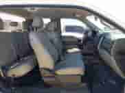 2019 Ford F-250 XL z VIN 1FT7X2B69KED14002, wystawiony jako IAAI lot #43143391 z przebiegiem 174 499 mil mil oraz . Historia ofert i sprzedaży dostępna na DreamBid. Obrazek 5.