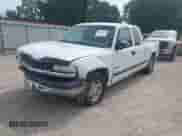 2002 Chevrolet Silverado 1500 LS с VIN 2GCEC19T221397282, выставлен на аукционе IAAI как лот 42604350 с пробегом 200 155 миль миль и . История ставок и продаж доступна на DreamBid. Изображение 2.