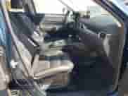 2025 Mazda CX-5 S Select z VIN JM3KFBBL0S0620951, wystawiony jako IAAI lot #43508269 z przebiegiem 18 366 mil mil oraz . Historia ofert i sprzedaży dostępna na DreamBid. Obrazek 5.