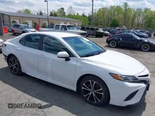 2019 Toyota Camry LE с VIN 4T1B11HK0KU754797, выставлен на аукционе IAAI как лот 42032914 с пробегом 93 862 миль миль и . История ставок и продаж доступна на DreamBid. Изображение 1.