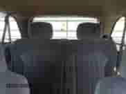 2001 Chevrolet Blazer LS z VIN 1GNCT18W21K182784, wystawiony jako Copart lot #76004174 z przebiegiem 153 833 mil mil oraz Szkoda całkowita • Salvage title. Historia ofert i sprzedaży dostępna na DreamBid. Obrazek 10.