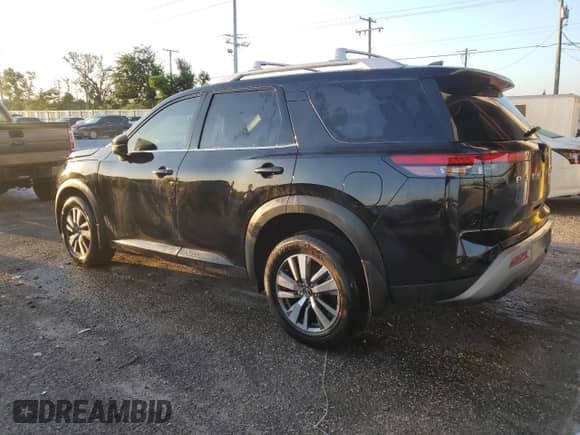 2024 Nissan Pathfinder SL with VIN 5N1DR3CCXRC231459, listed as a Copart auction lot 70016145 with 14,808 mi miles and Salvage title. Bid and sale history available at DreamBid. Image 2.