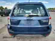 2013 Subaru Forester X z VIN JF2SHABC1DH415805, wystawiony jako Copart lot #81409345 z przebiegiem 118 654 mil mil oraz Szkoda całkowita • Salvage title. Historia ofert i sprzedaży dostępna na DreamBid. Obrazek 6.